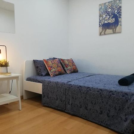ברצלונה Habitacion Doble En Eixample מראה חיצוני תמונה
